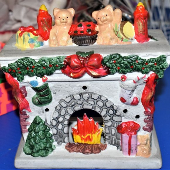 Gift Collection Christmas Fireplace Porcelain Candle Holder - Picture 1 of 5